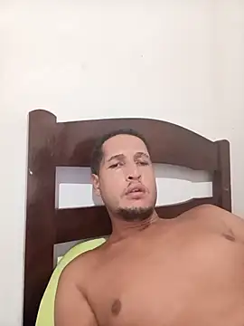 Snapshot of Mattheus_Star chatting on 02/17/26, 01:08 Mattheus Star online show from 02/17/26, 01:08