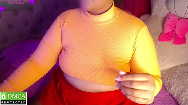 KittyHot20 online show from 10/31/25, 09:00