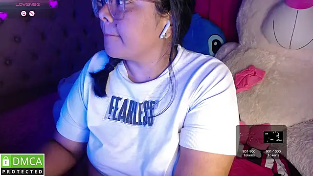 KittyHot20 online show from 10/11/25, 04:13