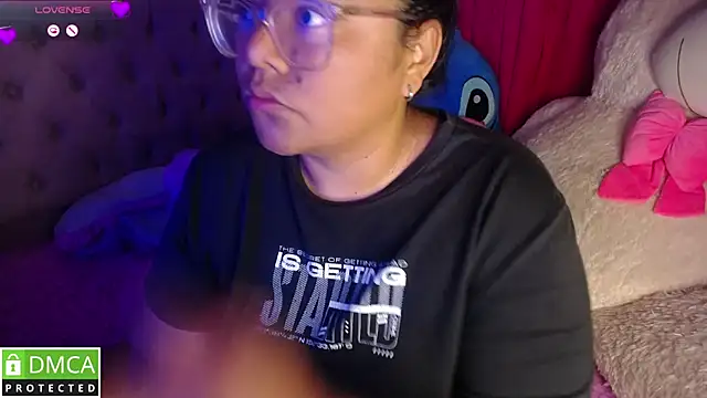 KittyHot20 online show from 10/30/25, 11:01