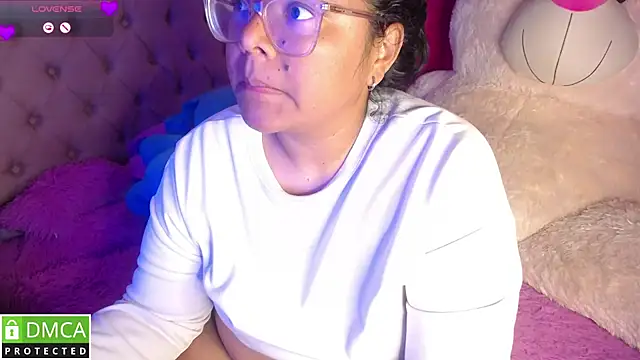 KittyHot20 online show from 11/07/25, 07:07