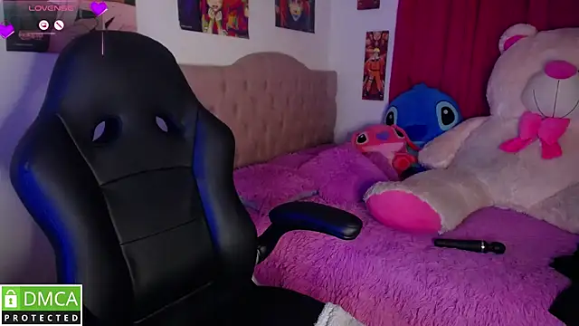 KittyHot20 online show from 10/19/25, 09:17