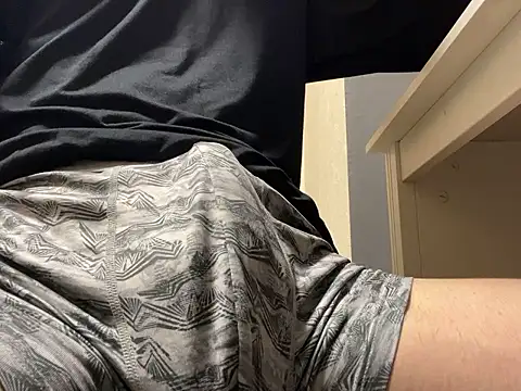 Snapshot of lkun9 chatting on 09/23/25, 03:08 lkun9 online show from 09/23/25, 03:08