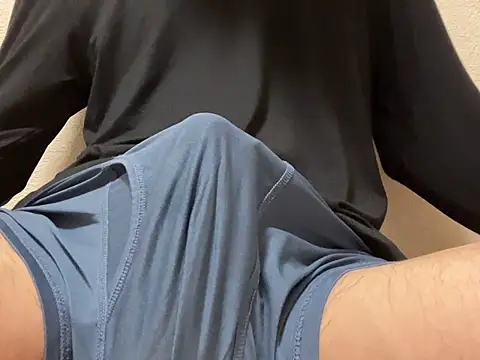 Snapshot of lkun9 chatting on 10/20/25, 03:12 lkun9 online show from 10/20/25, 03:12