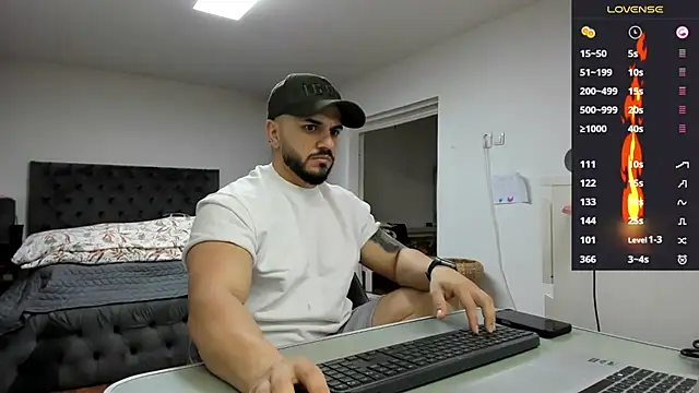 supermanboy94 online show from 03/27/26, 06:44