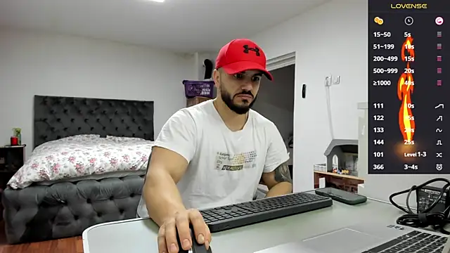 supermanboy94 online show from 02/05/26, 06:53