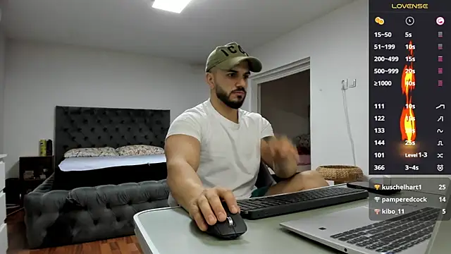 supermanboy94 online show from 04/01/26, 06:26