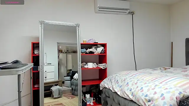 Snapshot of supermanboy94 chatting on 03/10/25, 10:18 supermanboy94 online show from 03/10/25, 10:18