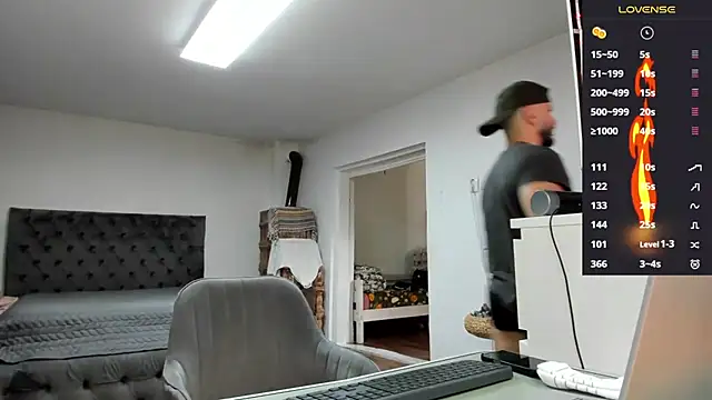 supermanboy94 online show from 03/24/26, 06:57