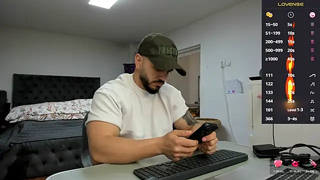 supermanboy94 online show from 03/27/26, 08:26