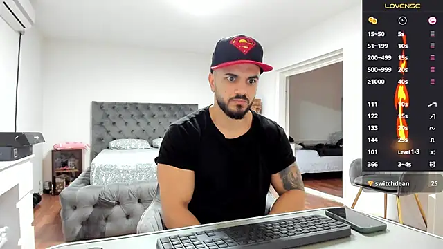 supermanboy94 online show from 11/25/25, 06:47