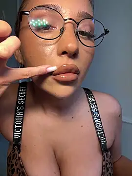 CardiSweetBaby online show from 09/30/25, 12:11