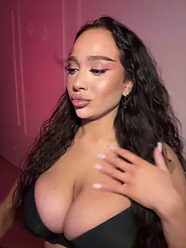 CardiSweetBaby online show from 04/14/26, 09:42