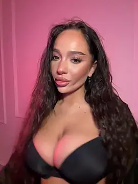 CardiSweetBaby online show from 02/02/26, 07:24