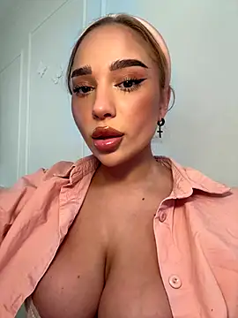 CardiSweetBaby online show from 09/12/25, 03:23