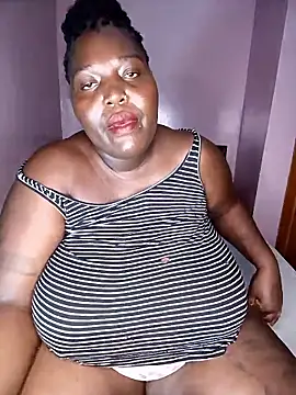Snapshot of African_Bigass chatting on 06/03/26, 02:29 African Bigass online show from 06/03/26, 02:29