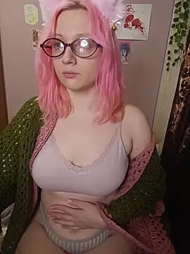 DeviJonson online show from 10/26/25, 05:46