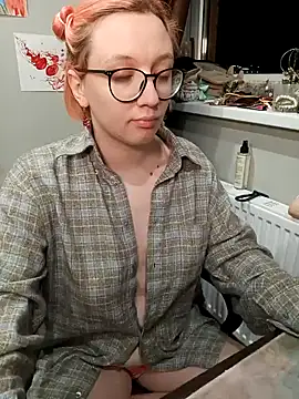 DeviJonson online show from 12/01/24, 11:21