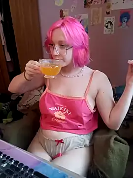 DeviJonson online show from 02/18/25, 11:00