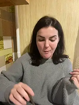 Snapshot of Karolina_llove chatting on 12/03/24, 12:34 Karolina llove online show from 12/03/24, 12:34