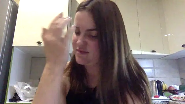 Snapshot of Karolina_llove chatting on 09/30/25, 08:04 Karolina llove online show from 09/30/25, 08:04