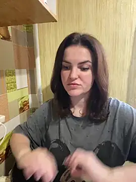 Snapshot of Karolina_llove chatting on 01/13/25, 01:06 Karolina llove online show from 01/13/25, 01:06
