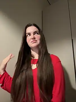 Karolina llove online show from 11/29/25, 06:46