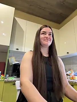 Karolina llove online show from 11/18/25, 11:59