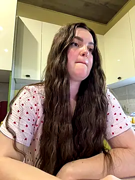 Karolina llove online show from 11/07/25, 11:08