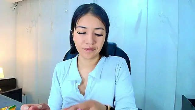 lina bedoya  online show from 02/20/26, 11:56