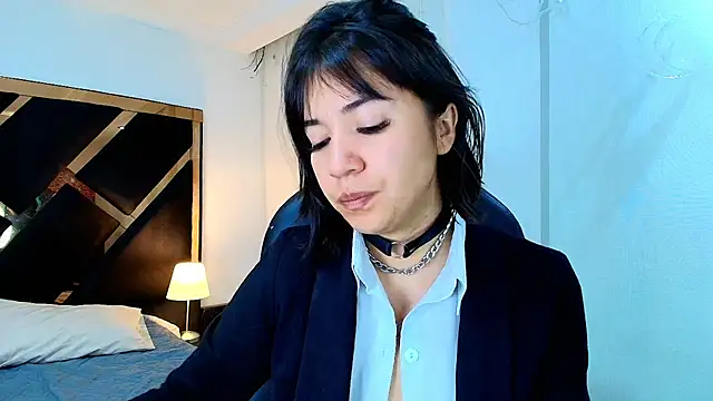 lina bedoya  online show from 03/11/26, 11:48