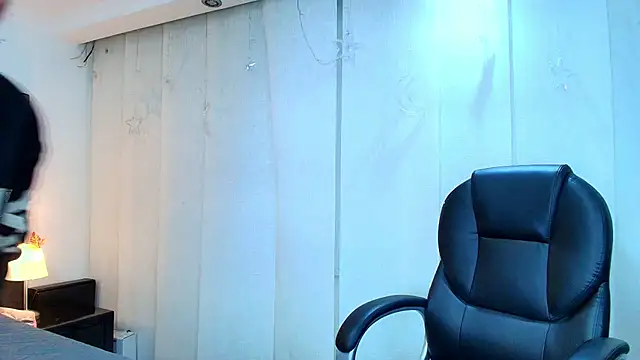 lina bedoya  online show from 02/07/26, 11:18