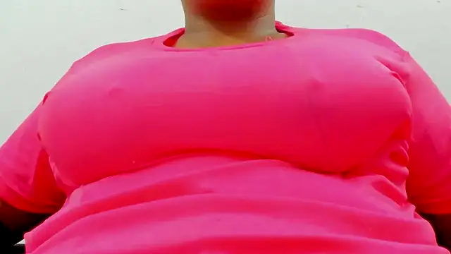 Kika teem online show from 10/15/25, 02:43