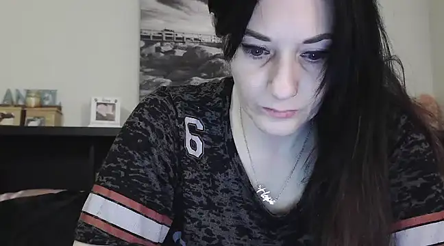 CrystalLakeXO online show from 03/21/25, 05:11