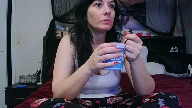 CrystalLakeXO online show from 02/19/26, 11:29