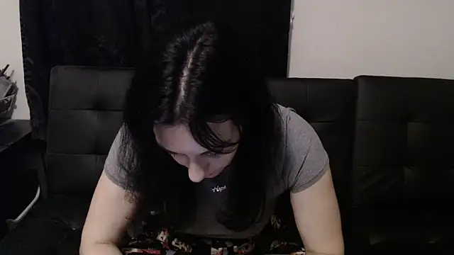 CrystalLakeXO online show from 06/28/26, 10:43