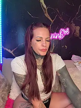 Snapshot of AileenInkOfficial chatting on 04/05/26, 04:35 AileenInkOfficial online show from 04/05/26, 04:35