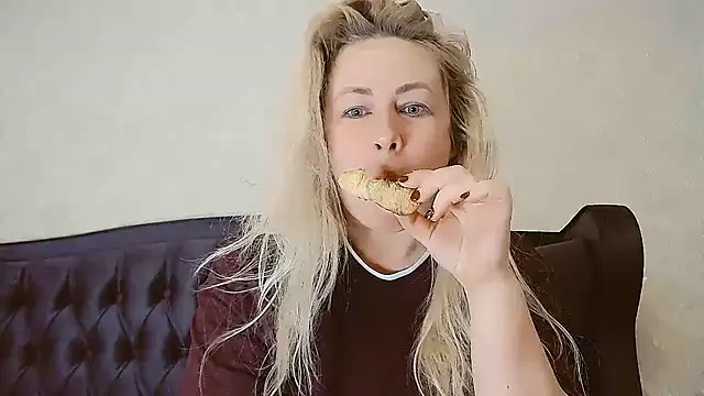 Olesya online show from 01/11/26, 01:18