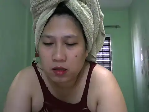 Snapshot of sweetsexysmile chatting on 02/27/26, 01:17 sweetsexysmile online show from 02/27/26, 01:17