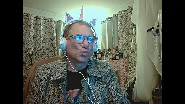 Snapshot of coryassman chatting on 06/26/26, 05:46 coryassman online show from 06/26/26, 05:46