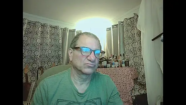 Snapshot of coryassman chatting on 06/19/26, 06:41 coryassman online show from 06/19/26, 06:41
