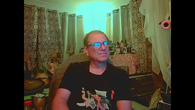Snapshot of coryassman chatting on 07/01/26, 10:37 coryassman online show from 07/01/26, 10:37