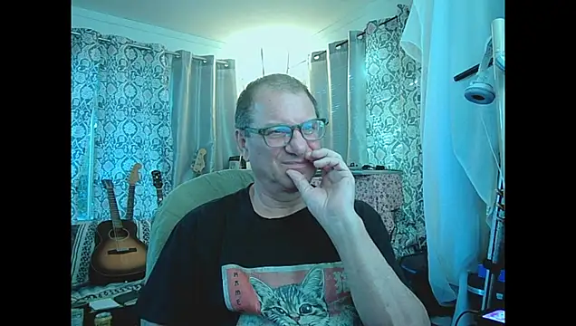 Snapshot of coryassman chatting on 06/11/26, 12:32 coryassman online show from 06/11/26, 12:32