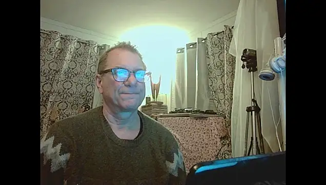 coryassman online show from 04/23/26, 07:48