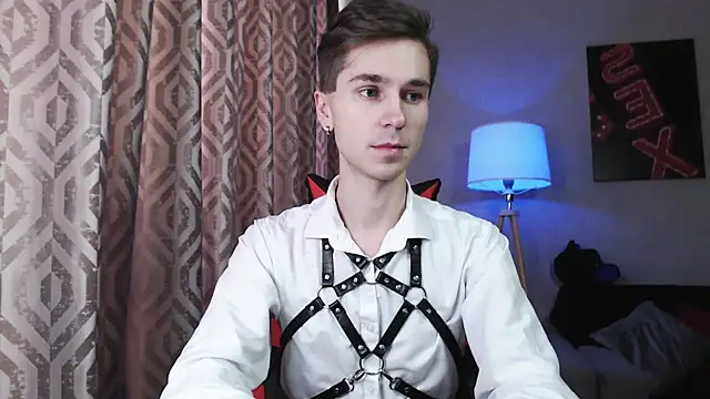 Snapshot of Joseph__Quinn chatting on 11/07/25, 05:34 Joseph Quinn online show from 11/07/25, 05:34