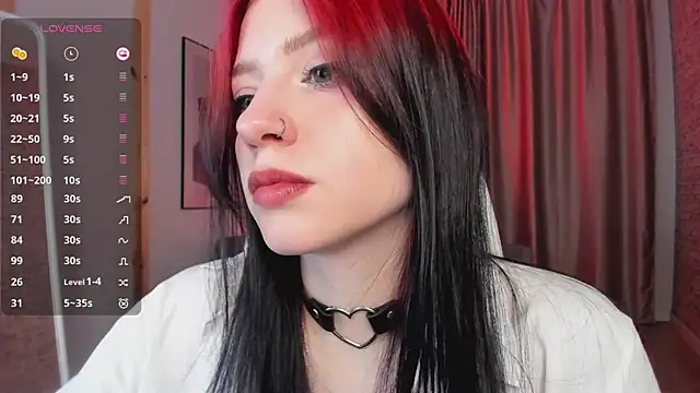Snapshot of arielabradberry chatting on 02/07/25, 07:27 arielabradberry online show from 02/07/25, 07:27