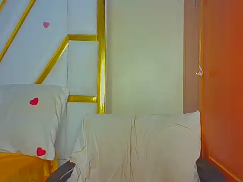 Snapshot of cutesmiling chatting on 02/26/26, 03:45 cutesmiling online show from 02/26/26, 03:45