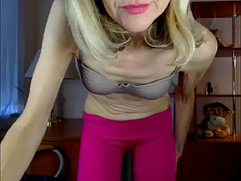 Tanya6547 online show from 11/06/25, 09:24