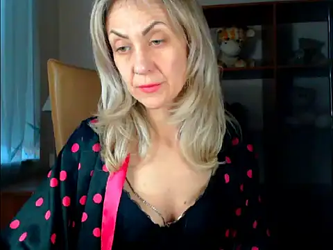 Tanya6547 online show from 03/04/25, 10:02