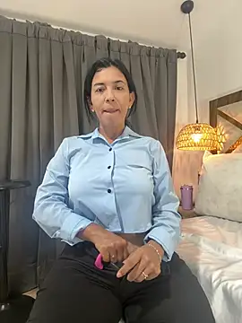 Snapshot of Angel_Perv chatting on 06/09/26, 11:11 Angel Perv online show from 06/09/26, 11:11
